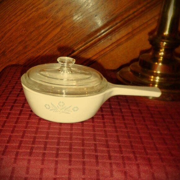 ~ CORNING WARE in Blue Cornflower / Lid P -81-B 500 ml - Picture 1 of 1